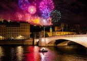 Fête feu d'artifice ville